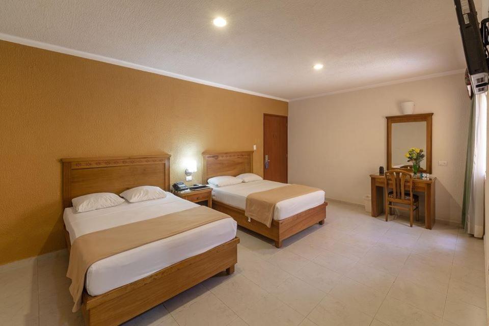 Tecnohotel Itzaes Mérida Εξωτερικό φωτογραφία